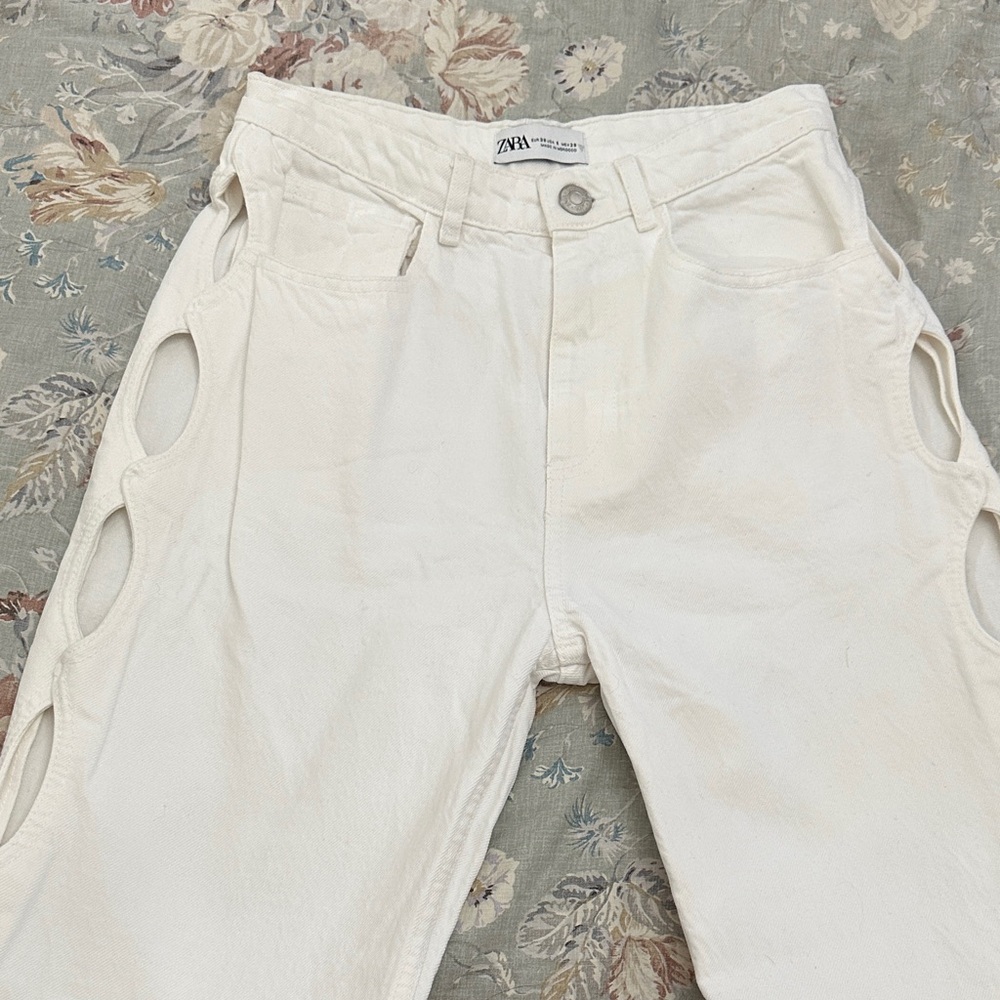 Zara White Straight-Leg Jeans with Side Cutouts